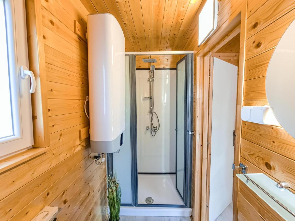 Cosa Nostra Apartman Sárvár Zewnętrze zdjęcie