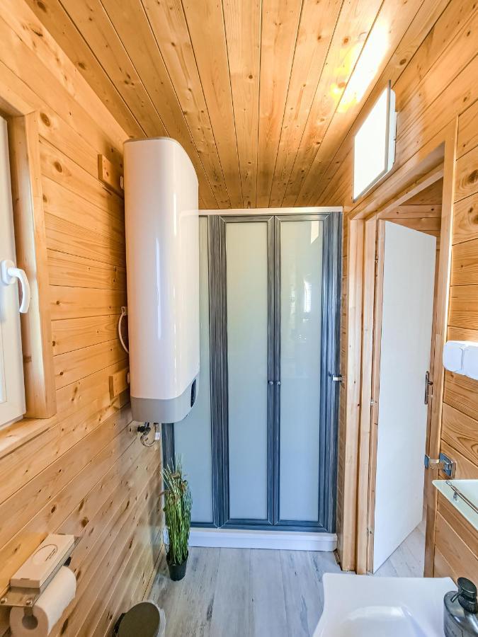 Cosa Nostra Apartman Sárvár Zewnętrze zdjęcie