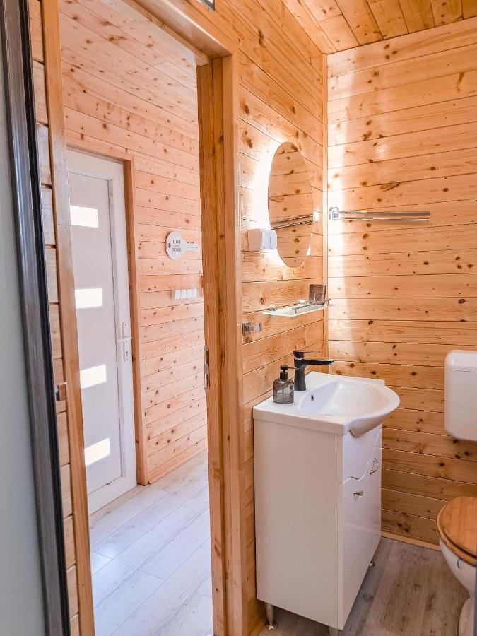 Cosa Nostra Apartman Sárvár Zewnętrze zdjęcie